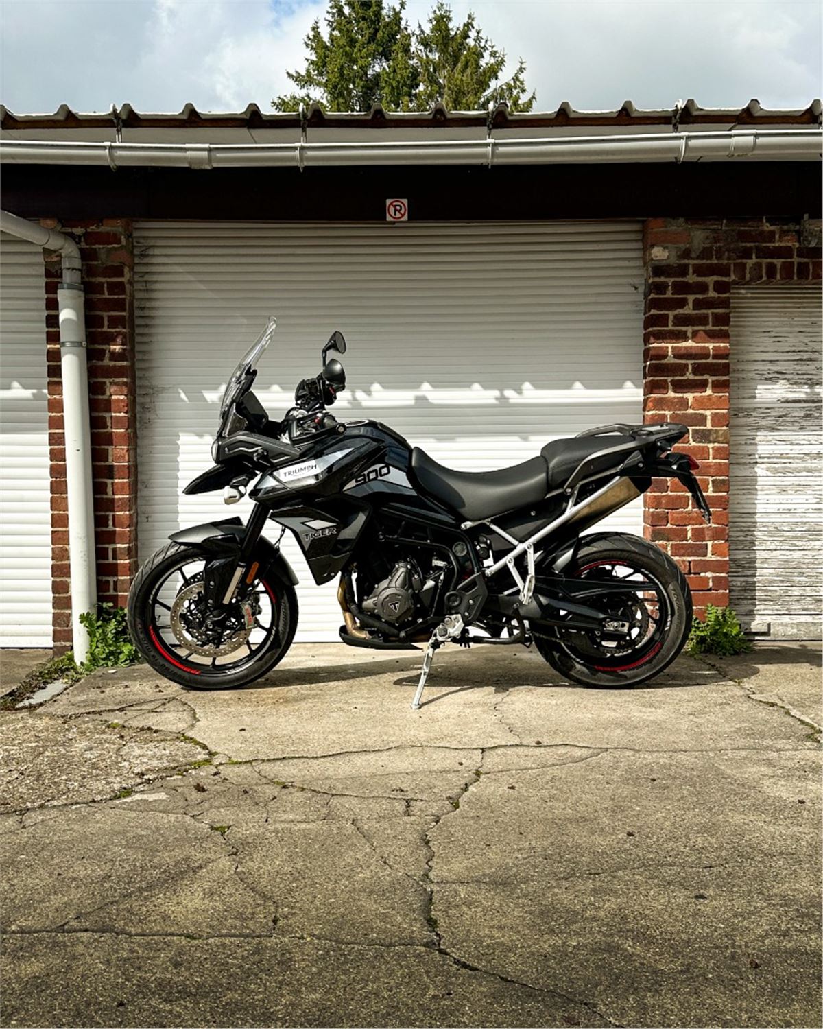 Tiger 900 GT Pro - Sapphire Black