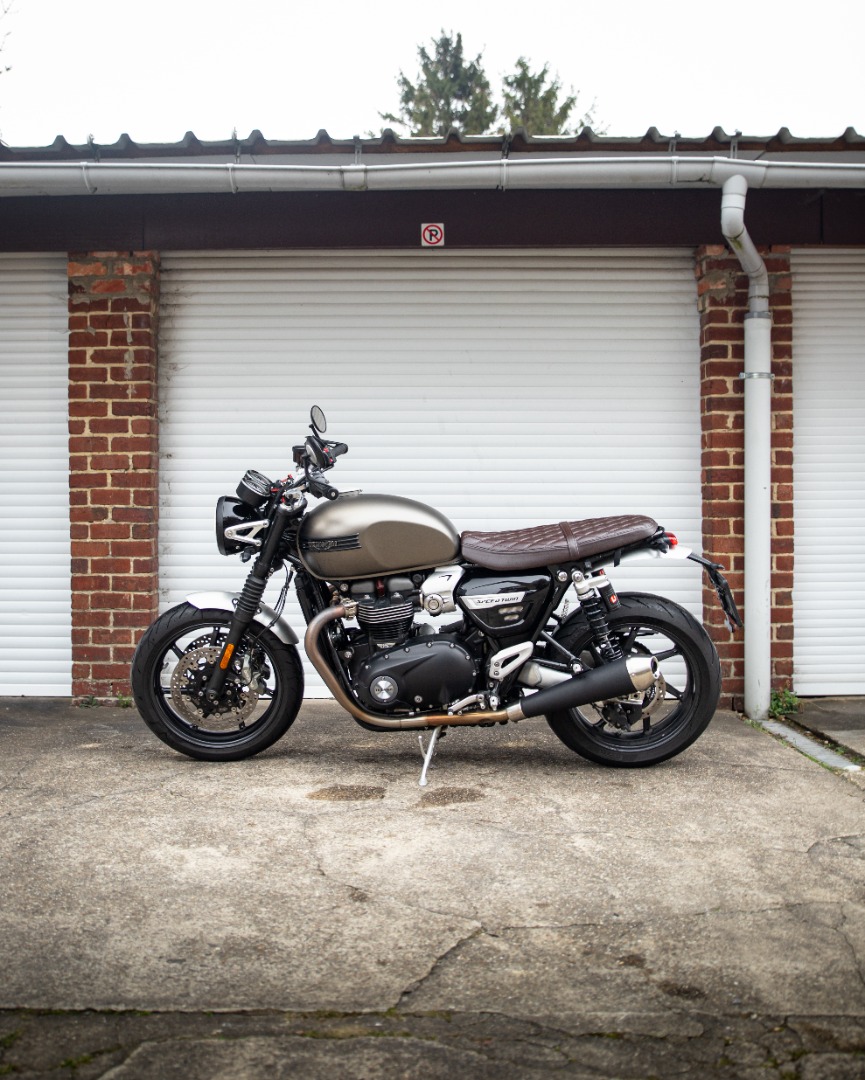 Speed twin 1200 matt ironstone