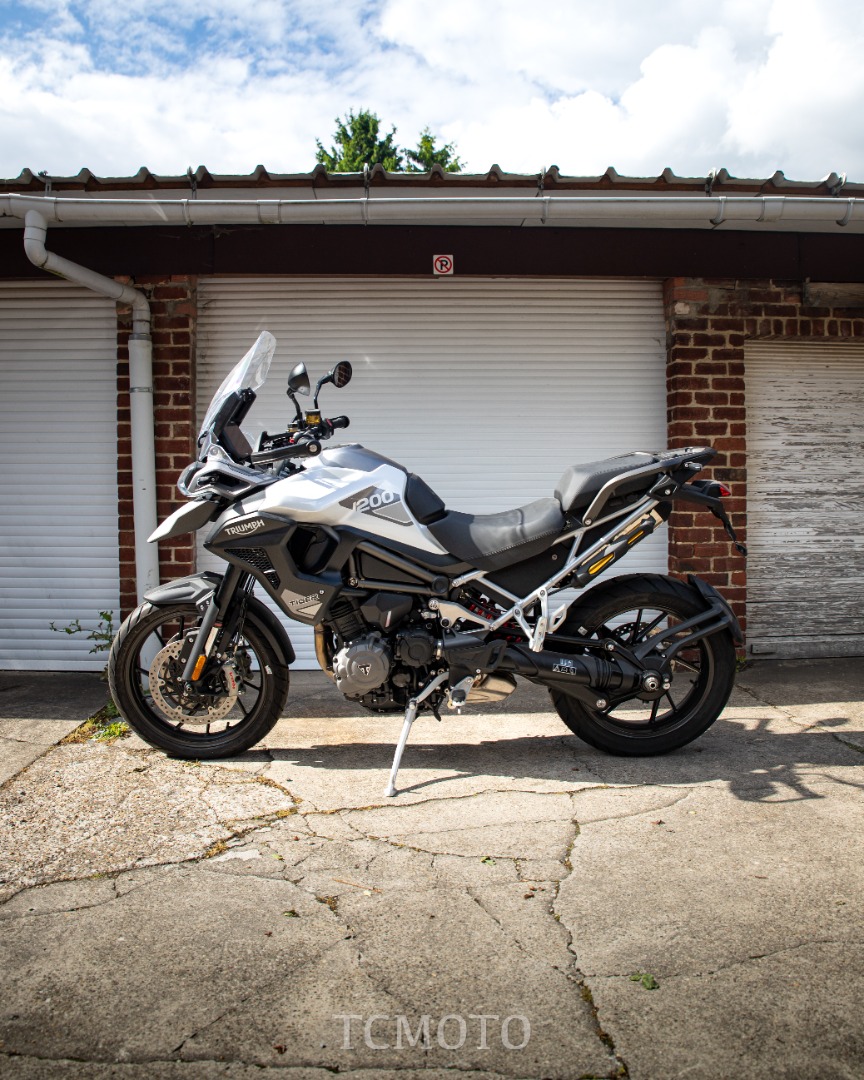 Tiger 1200 GT snowdonia white