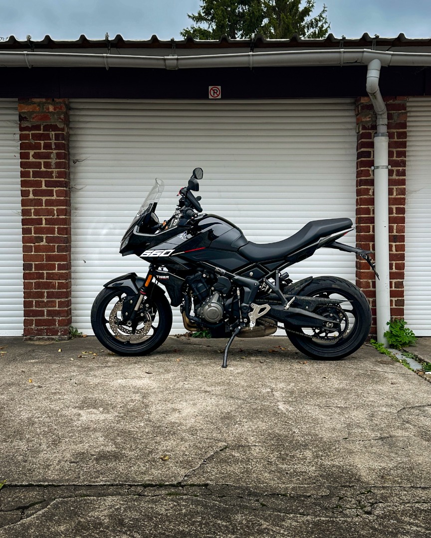 Tiger Sport 660 Sapphire Black